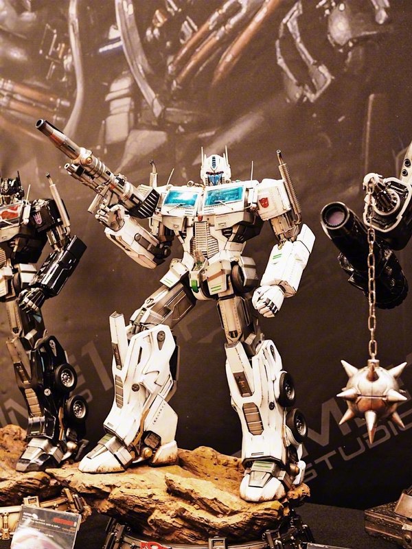 Winter Wonderfest 2017   Legends God Ginrai, Masterpiece Megatron, The Last Knight And More 47 (47 of 58)